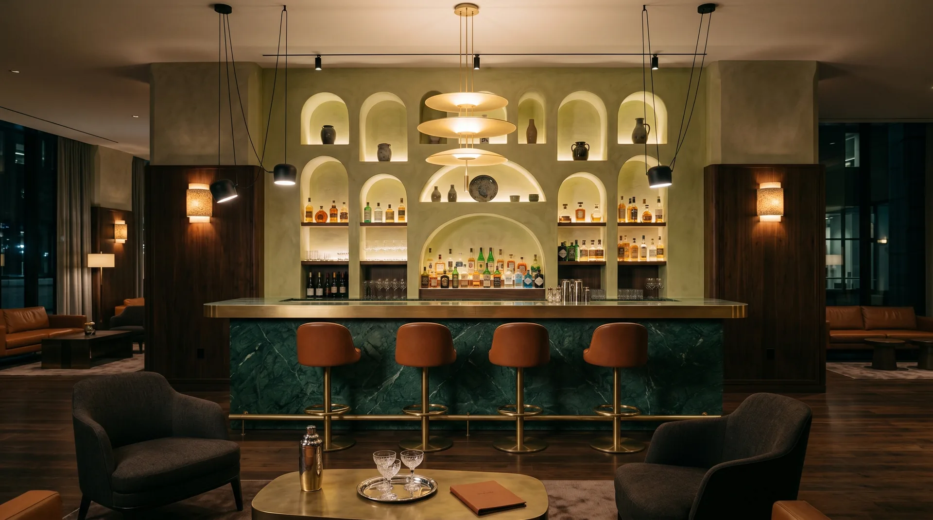 Bar de hotel boutique de lujo con iluminación de Vibia, Flos y Artemide